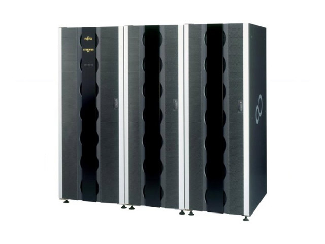 СХД Fujitsu ETERNUS DX8000